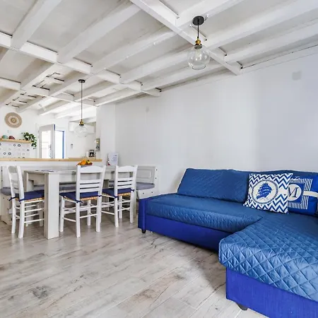 Chiarina's Spiti - Stylish & Peaceful In Old Town Skopelos