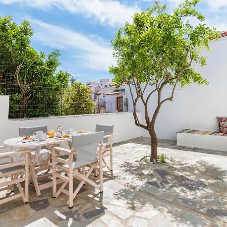 Chiarina's Spiti 펜션 스코펠로스 타운