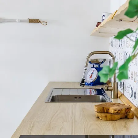 펜션 Chiarina's Spiti *