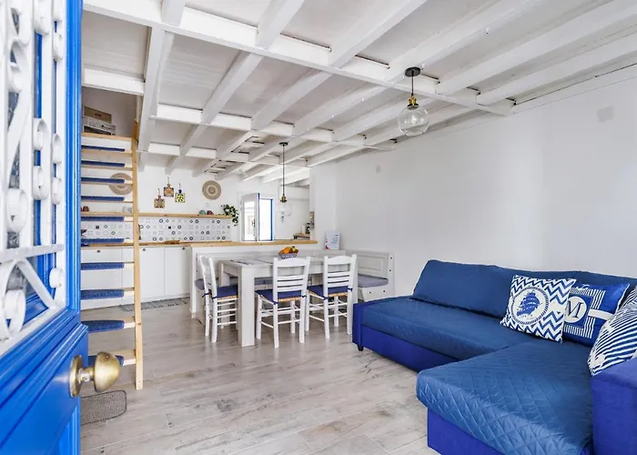 Chiarina's Spiti - Stylish & Peaceful In Old Town Case de vacanță *